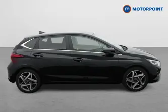 Hyundai I20 Premium Manual Petrol Hatchback - Stock Number (1651137) - Drivers side