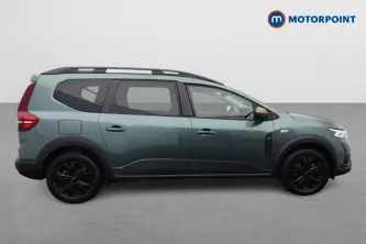 Dacia Jogger Extreme Automatic Petrol-Electric Hybrid People Carrier - Stock Number (1651758) - Drivers side