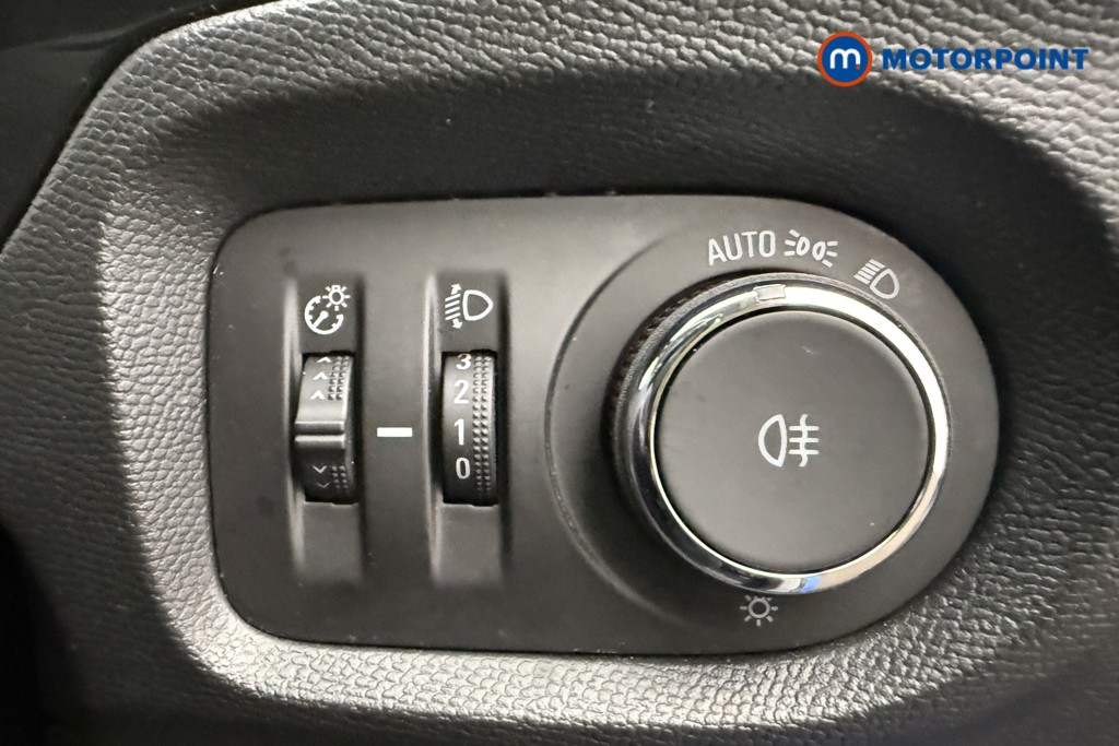 Vauxhall Corsa Design Manual Petrol Hatchback - Stock Number (1651871) - 16th supplementary image