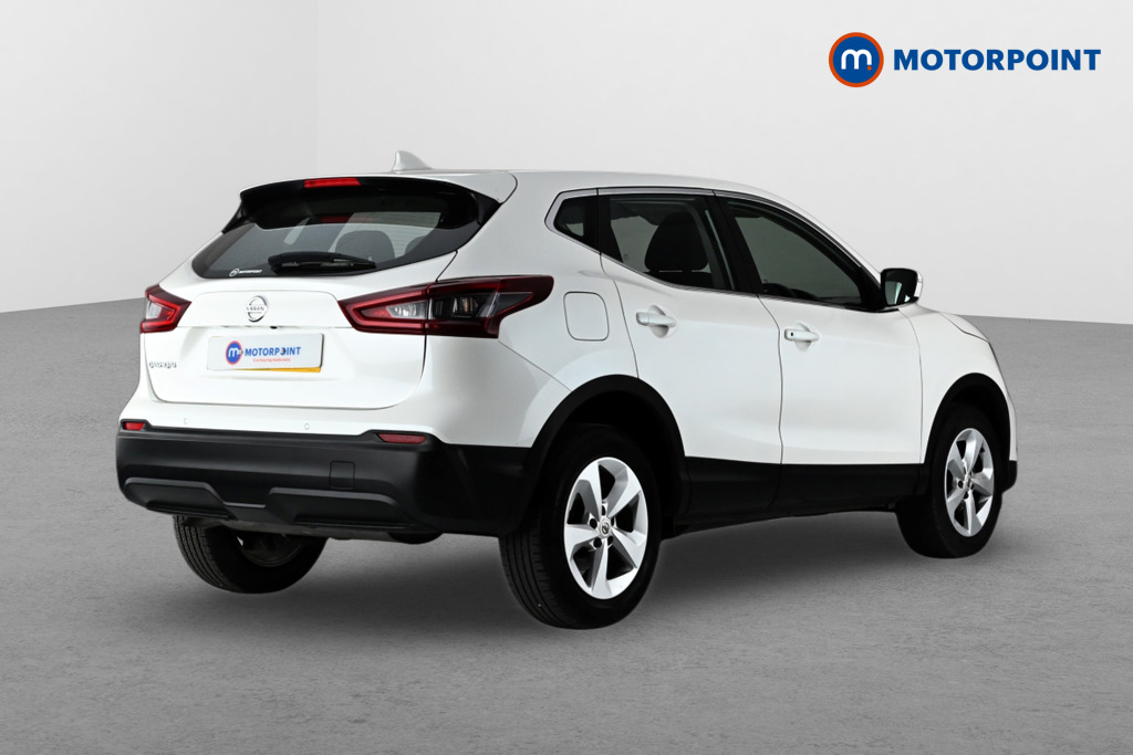 Nissan Qashqai Acenta Premium Automatic Petrol SUV - Stock Number (1651967) - Drivers side rear corner