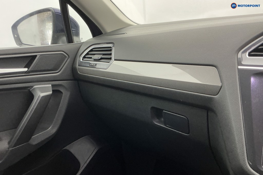 Volkswagen Tiguan Allspace Life Automatic Petrol SUV - Stock Number (1652030) - 18th supplementary image
