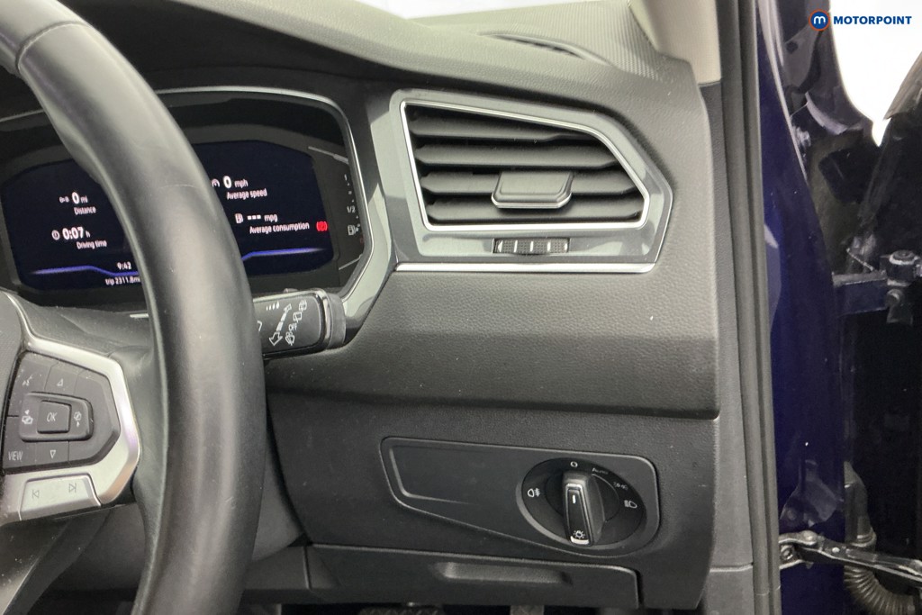 Volkswagen Tiguan Allspace Life Automatic Petrol SUV - Stock Number (1652030) - 22nd supplementary image