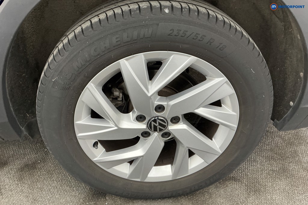 Volkswagen Tiguan Allspace Life Automatic Petrol SUV - Stock Number (1652030) - 37th supplementary image