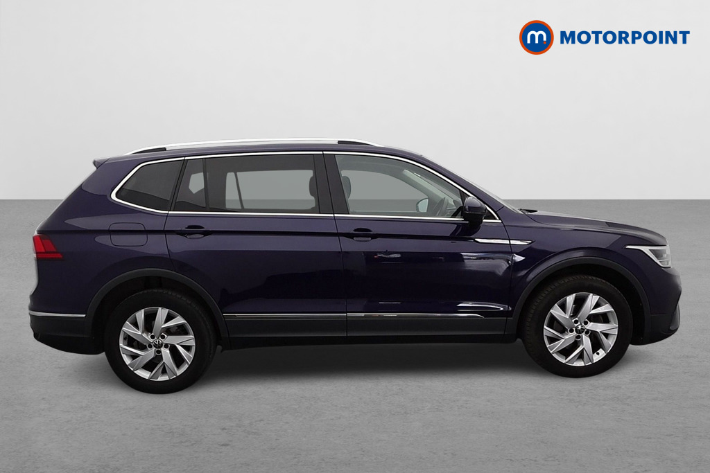 Volkswagen Tiguan Allspace Life Automatic Petrol SUV - Stock Number (1652030) - Drivers side