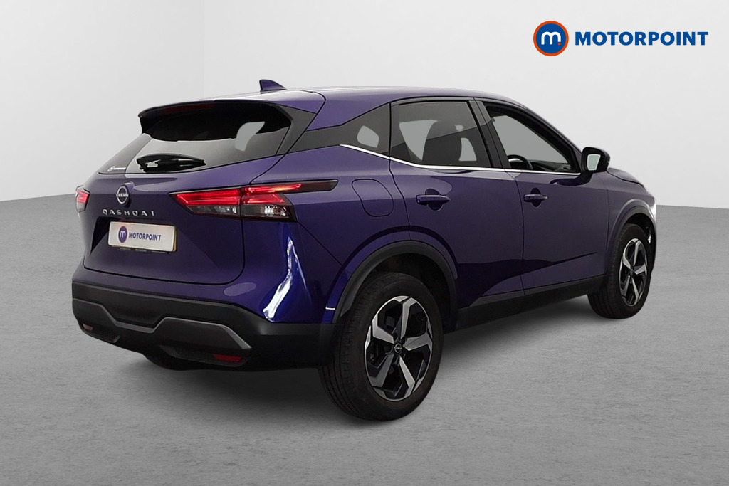 Nissan Qashqai N-Connecta Manual Petrol SUV - Stock Number (1652079) - Drivers side rear corner
