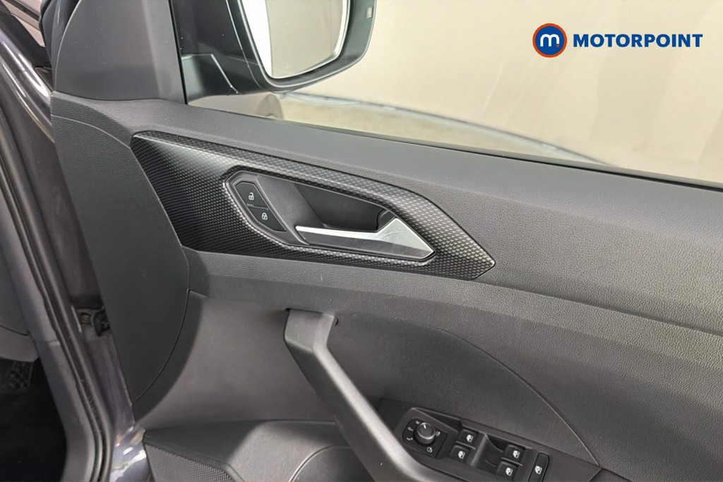 Volkswagen T-Cross SE Automatic Petrol SUV - Stock Number (1652087) - 42nd supplementary image