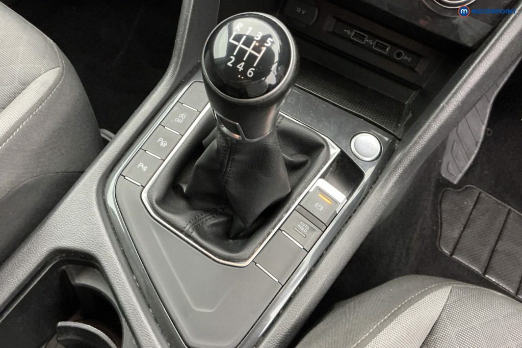 Volkswagen Tiguan Match Manual Diesel SUV - Stock Number (1652239) - 15th supplementary image