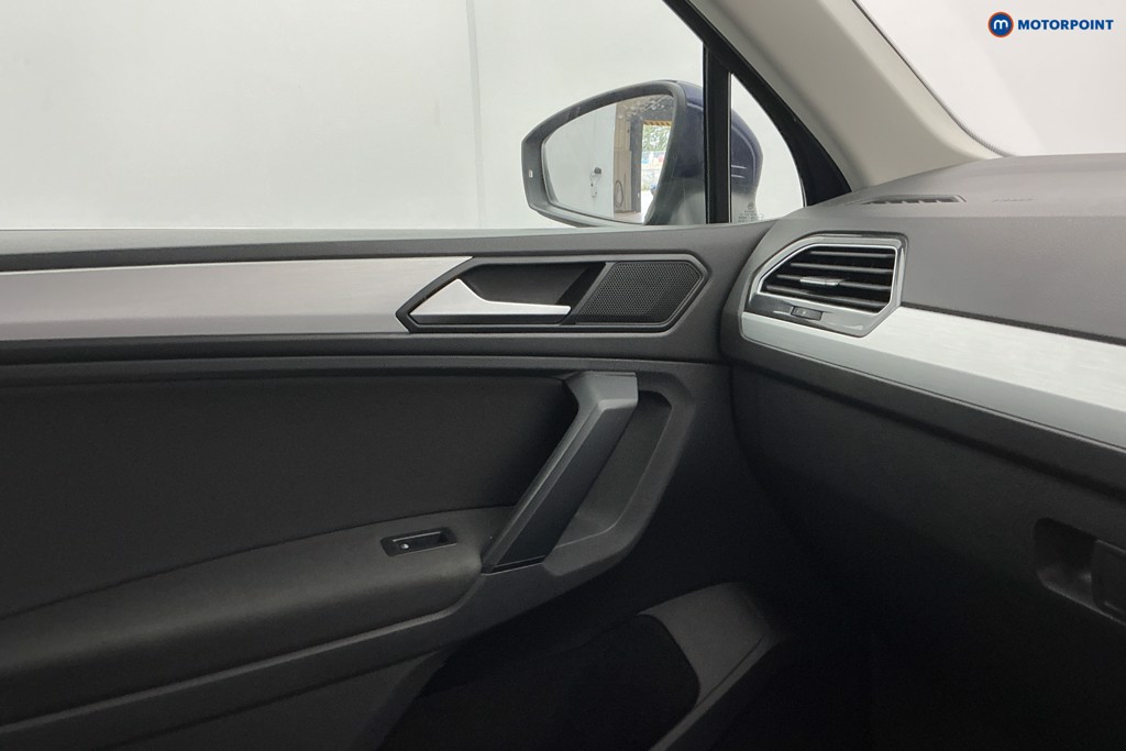 Volkswagen Tiguan Match Manual Diesel SUV - Stock Number (1652239) - 19th supplementary image