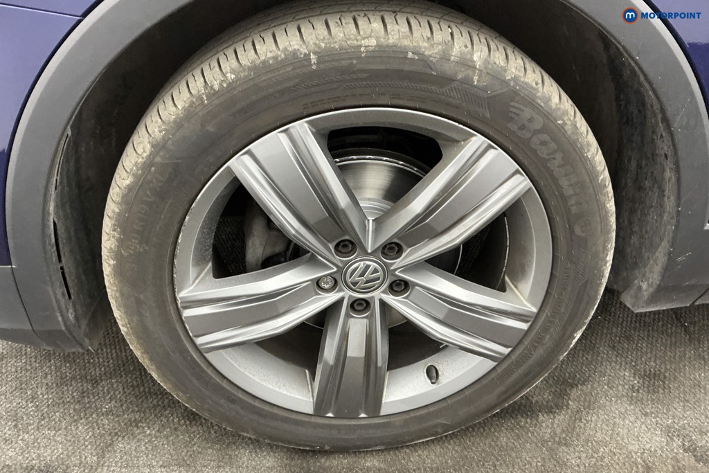 Volkswagen Tiguan Match Manual Diesel SUV - Stock Number (1652239) - 35th supplementary image
