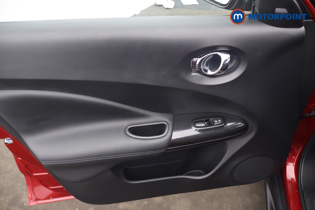 Nissan Juke Tekna Automatic Petrol SUV - Stock Number (1652665) - 22nd supplementary image