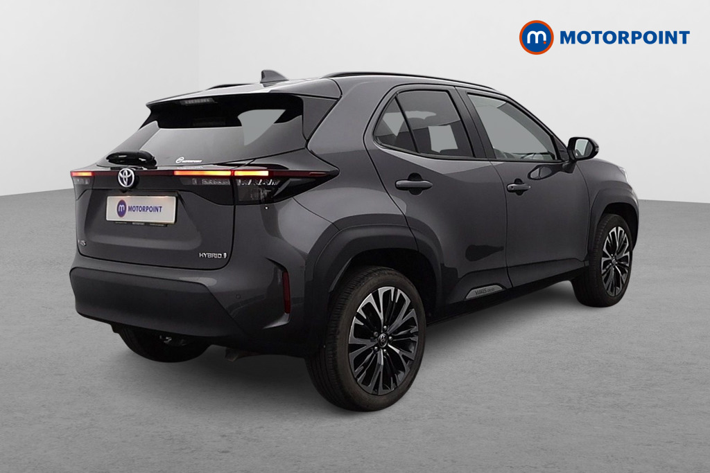 Toyota Yaris Cross Excel Automatic Petrol-Electric Hybrid Estate - Stock Number (1652681) - Drivers side rear corner