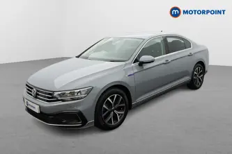 Volkswagen Passat GTE Automatic Petrol Plug-In Hybrid Saloon - Stock Number (1652786) - Passenger side front corner