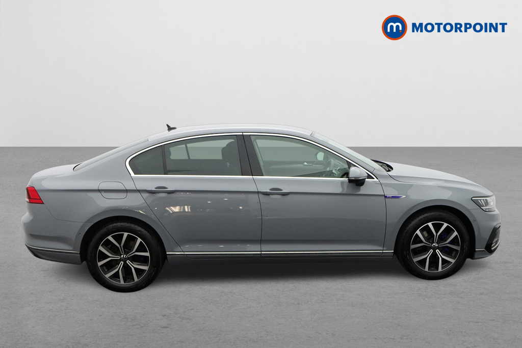 Volkswagen Passat GTE Automatic Petrol Plug-In Hybrid Saloon - Stock Number (1652786) - Drivers side