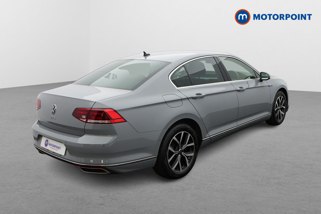 Volkswagen Passat GTE Automatic Petrol Plug-In Hybrid Saloon - Stock Number (1652786) - Drivers side rear corner