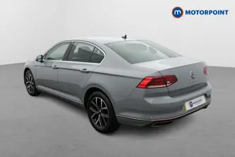 Volkswagen Passat GTE Automatic Petrol Plug-In Hybrid Saloon - Stock Number (1652786) - Passenger side rear corner