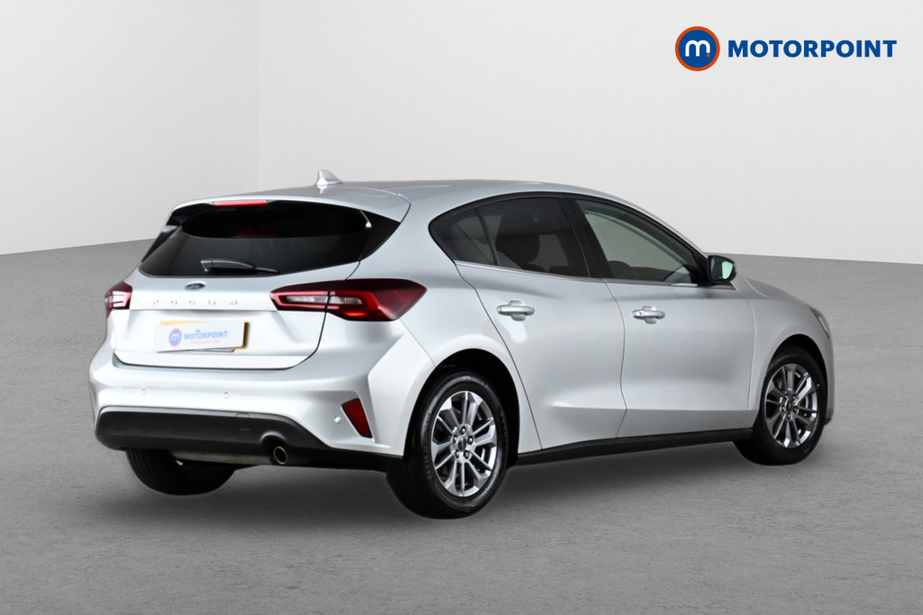 Ford Focus Titanium Style Manual Petrol Hatchback - Stock Number (1652998) - Drivers side rear corner