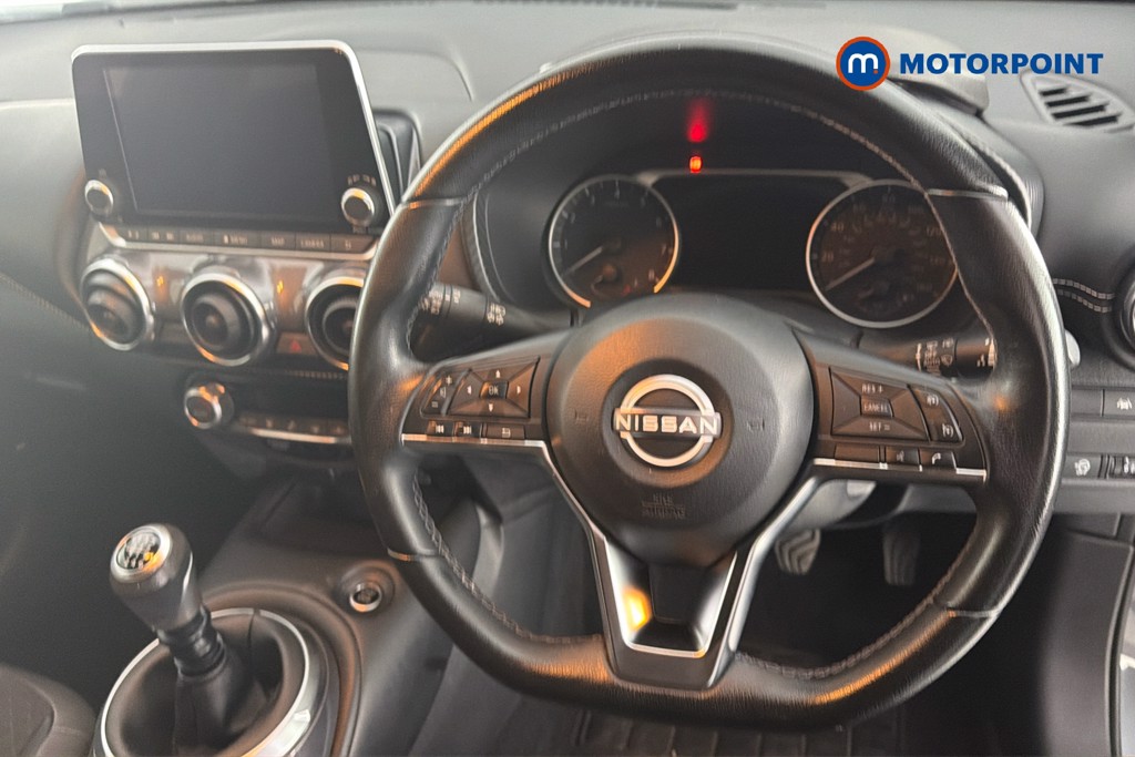 Nissan Juke N-Connecta Manual Petrol SUV - Stock Number (1653326) - 2nd supplementary image