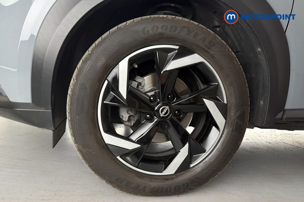 Nissan Juke N-Connecta Manual Petrol SUV - Stock Number (1653326) - 47th supplementary image