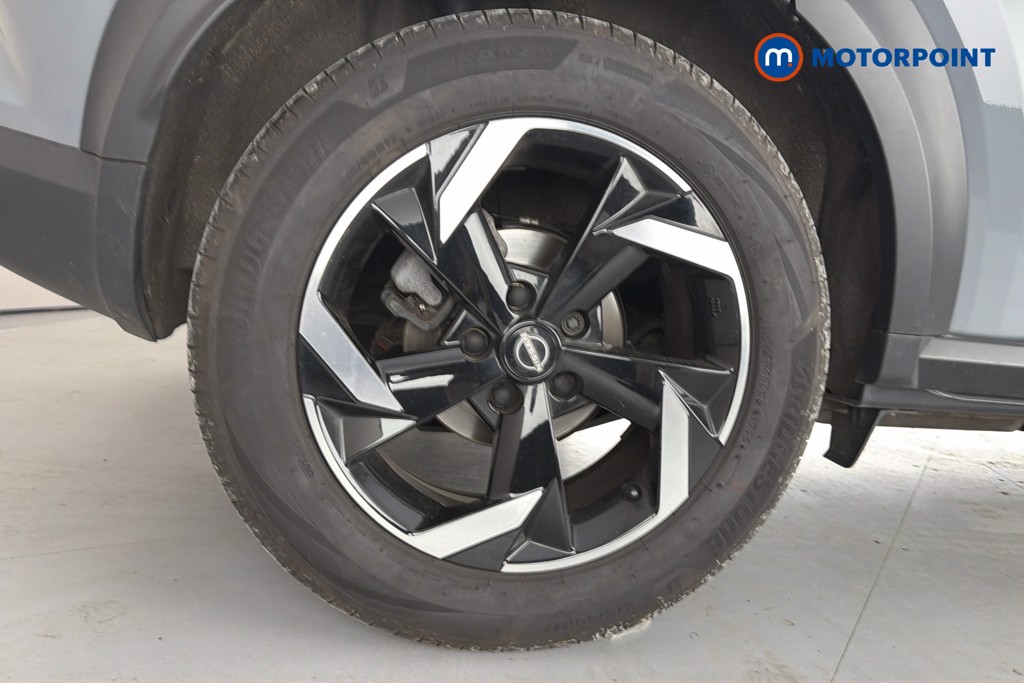 Nissan Juke N-Connecta Manual Petrol SUV - Stock Number (1653326) - 49th supplementary image