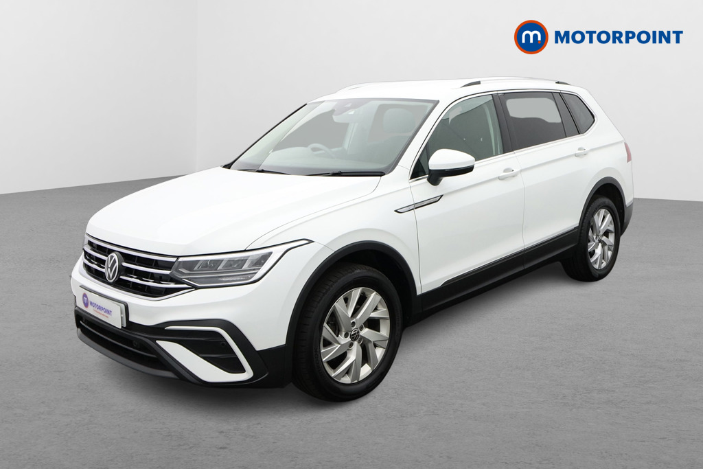 Volkswagen Tiguan Allspace Life Manual Petrol SUV - Stock Number (1653370) - Passenger side front corner
