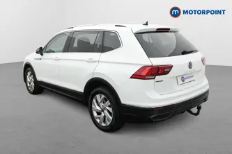 Volkswagen Tiguan Allspace Life Manual Petrol SUV - Stock Number (1653370) - Passenger side rear corner