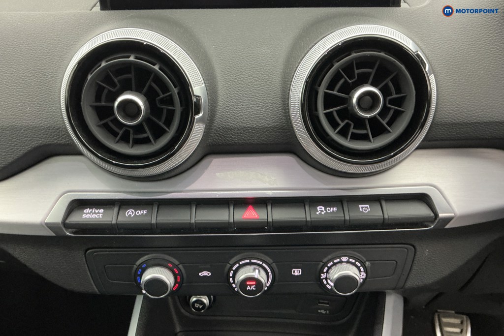 Audi Q2 S Line Manual Petrol SUV - Stock Number (1653712) - 18th supplementary image