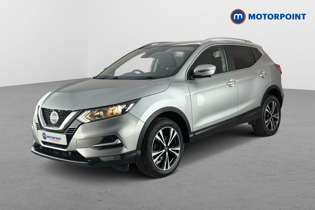 Nissan Qashqai N-Connecta Manual Petrol SUV - Stock Number (1653950) - Passenger side front corner