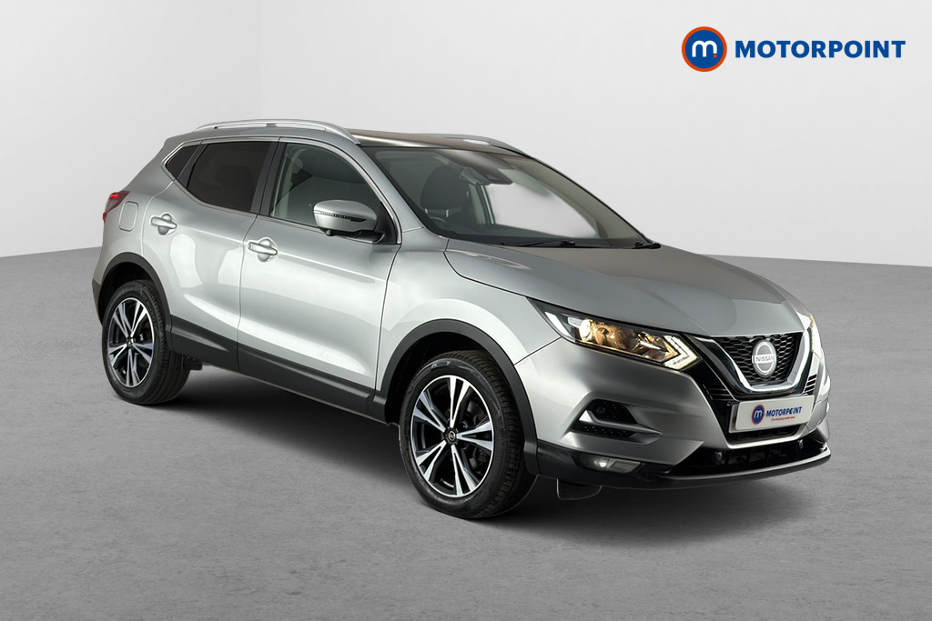 Nissan Qashqai N-Connecta Manual Petrol SUV - Stock Number (1653950) - Drivers side front corner