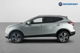 Nissan Qashqai N-Connecta Manual Petrol SUV - Stock Number (1653950) - Drivers side