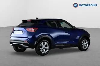 Nissan Juke N-Connecta Automatic Petrol SUV - Stock Number (1654306) - Drivers side rear corner