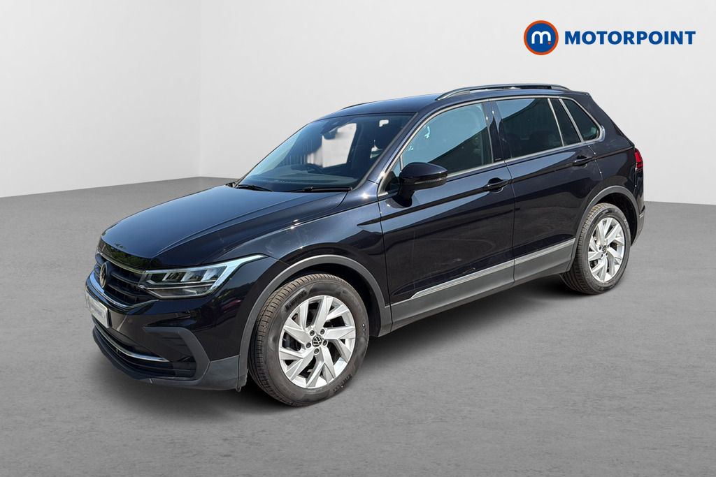 Volkswagen Tiguan Life Automatic Petrol SUV - Stock Number (1654415) - Passenger side front corner