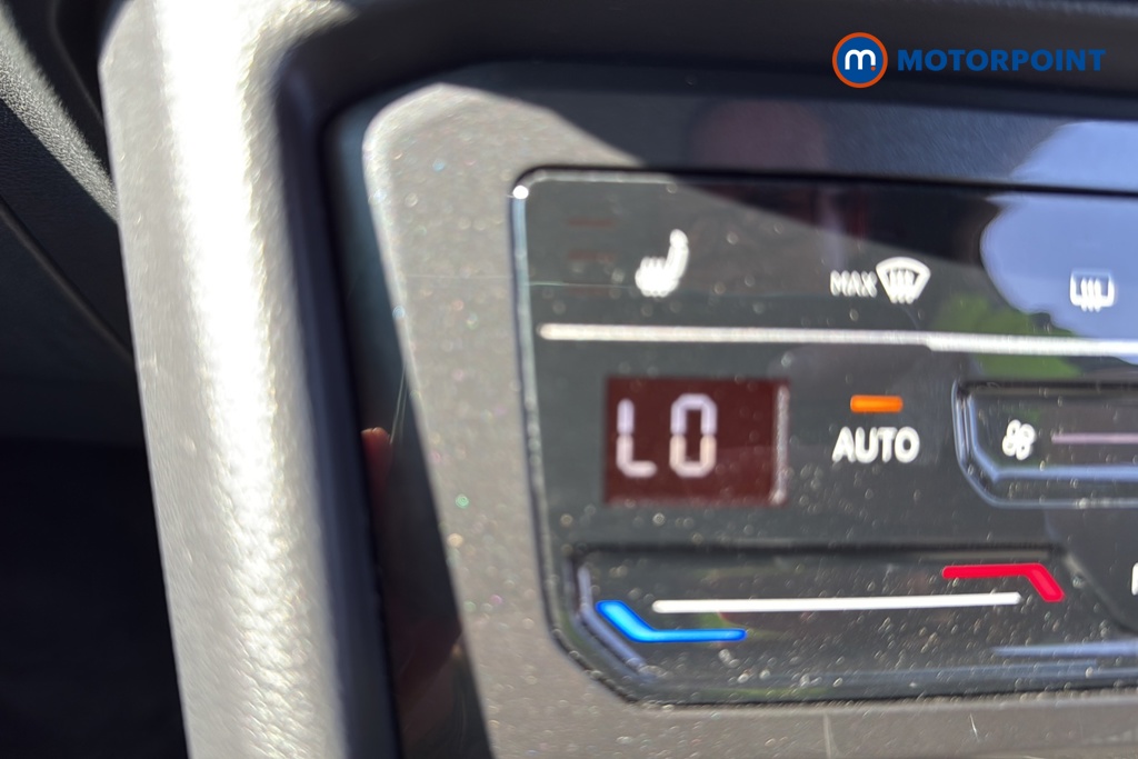 Volkswagen Tiguan Life Automatic Petrol SUV - Stock Number (1654415) - 14th supplementary image