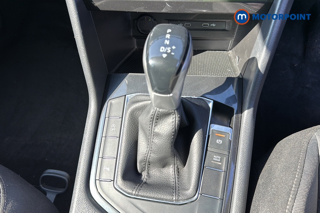 Volkswagen Tiguan Life Automatic Petrol SUV - Stock Number (1654415) - 15th supplementary image