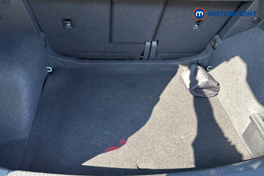 Volkswagen Tiguan Life Automatic Petrol SUV - Stock Number (1654415) - 30th supplementary image