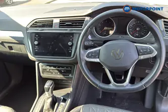Volkswagen Tiguan Life Automatic Petrol SUV - Stock Number (1654415) - 1st supplementary image