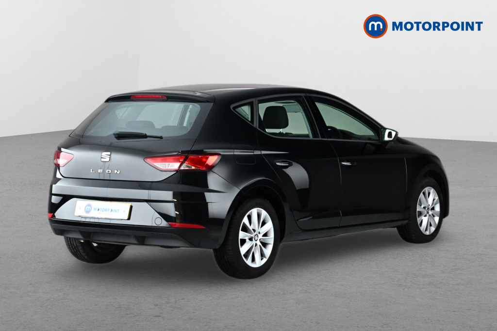 Seat Leon SE Manual Petrol Hatchback - Stock Number (1654457) - Drivers side rear corner