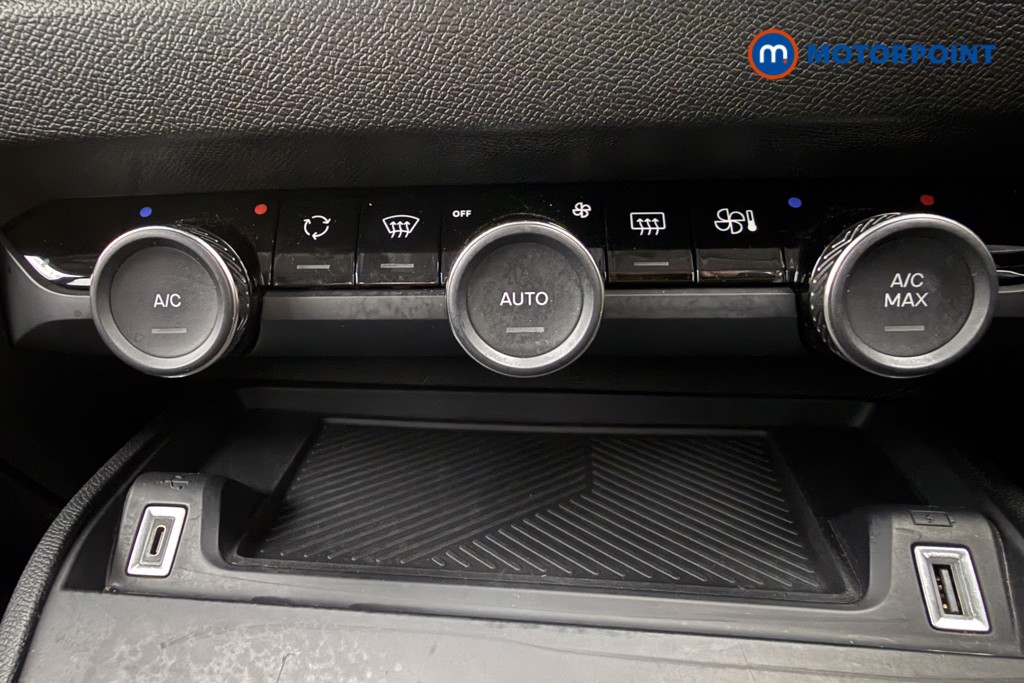 Citroen C4 YOU Manual Petrol Hatchback - Stock Number (1654784) - 15th supplementary image
