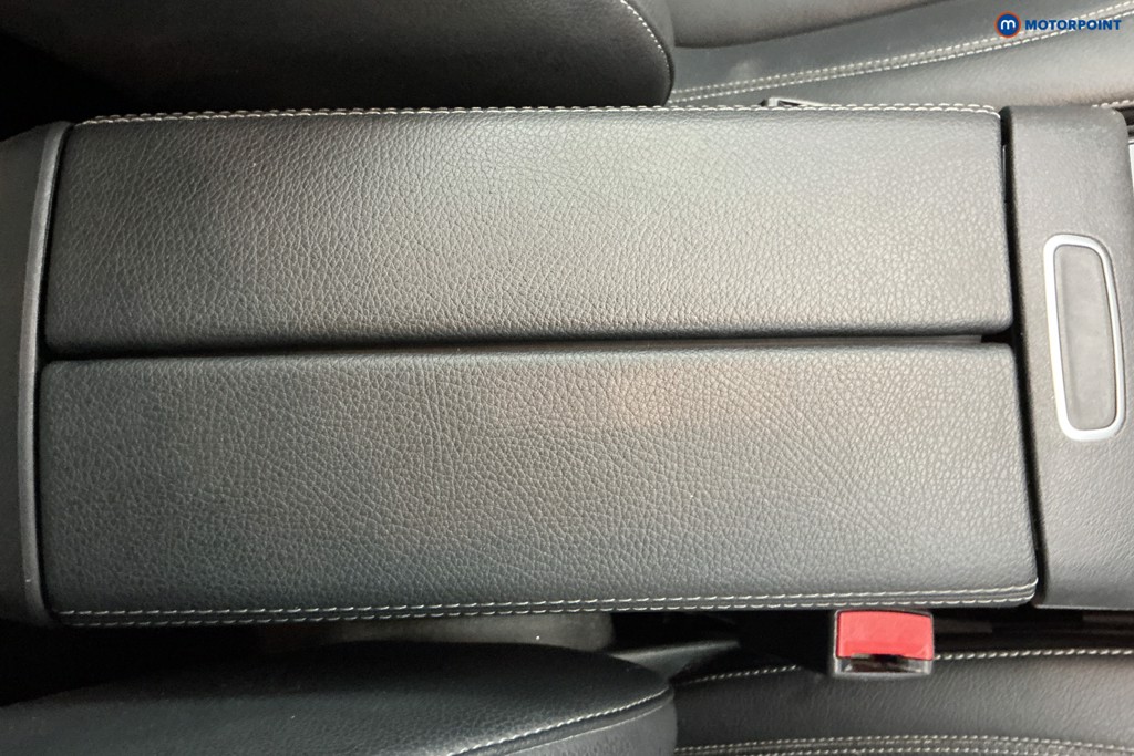 Mercedes-Benz CLA Amg Line Automatic Petrol Coupe - Stock Number (1654957) - 13th supplementary image