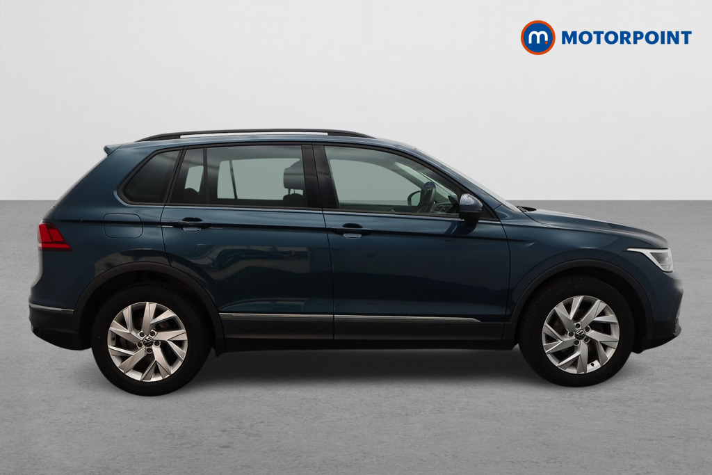 Volkswagen Tiguan Life Automatic Petrol SUV - Stock Number (1655217) - Drivers side