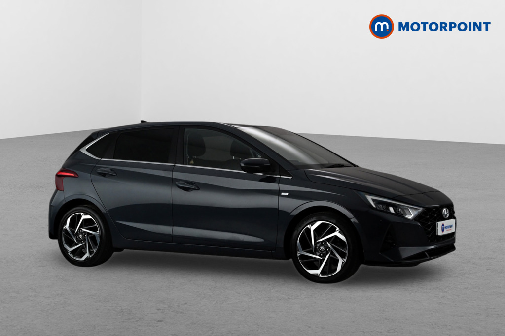 Hyundai I20 Premium Manual Petrol Hatchback - Stock Number (1655353) - Drivers side front corner