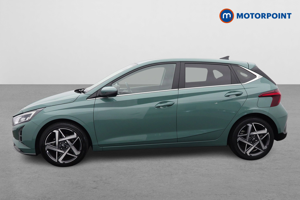 Hyundai I20 Premium Automatic Petrol Hatchback - Stock Number (1655377) - Passenger side