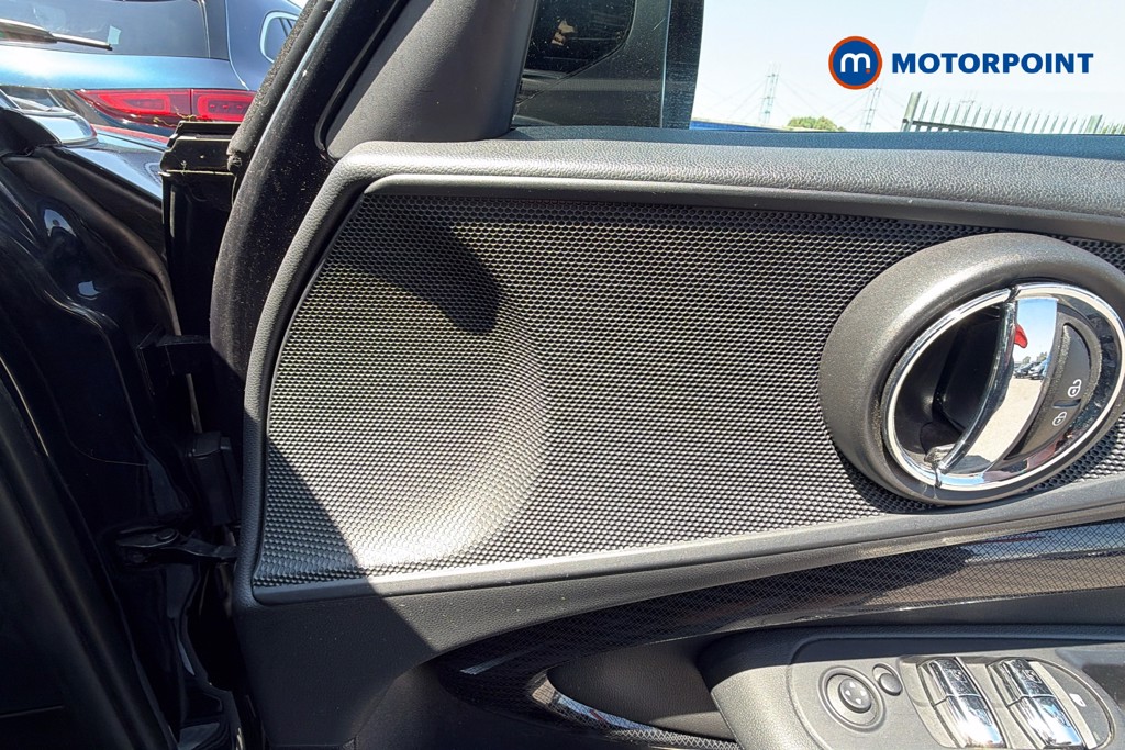 Mini Clubman Cooper Exclusive Automatic Petrol Estate - Stock Number (1655661) - 21st supplementary image