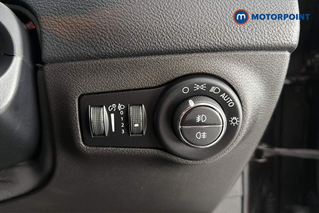 Jeep Compass Longitude Automatic Petrol SUV - Stock Number (1655714) - 11th supplementary image