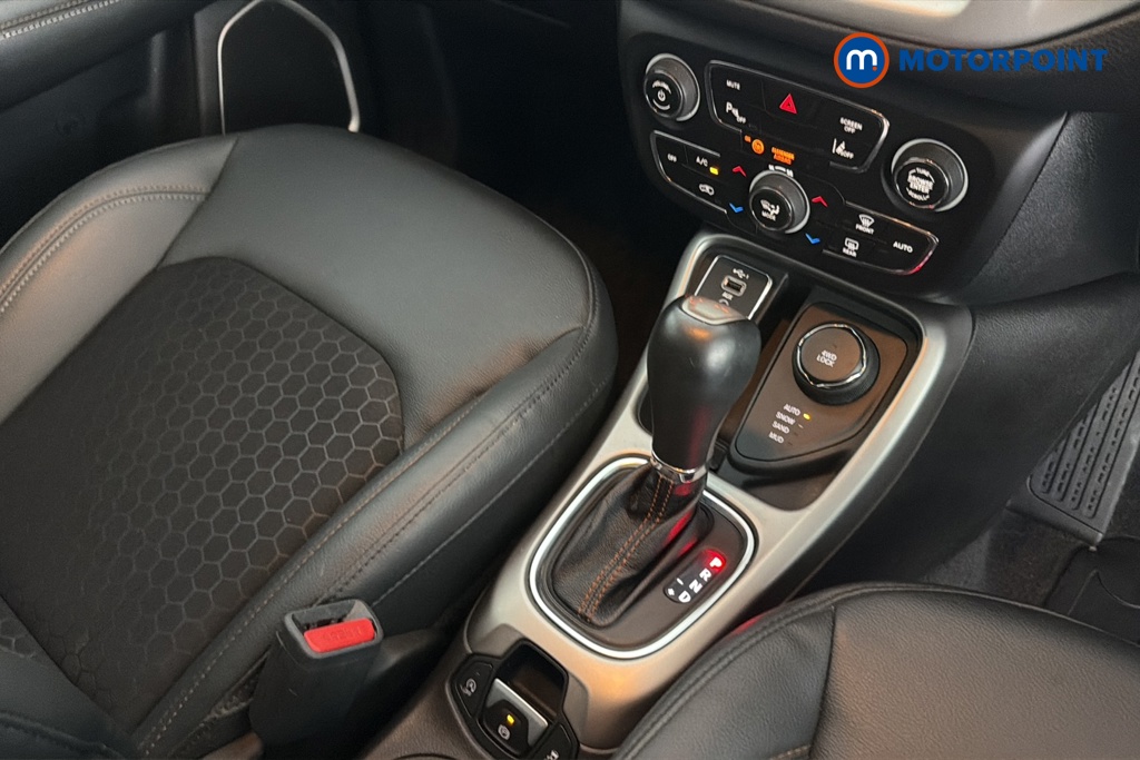 Jeep Compass Longitude Automatic Petrol SUV - Stock Number (1655714) - 15th supplementary image