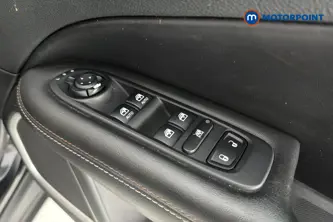 Jeep Compass Longitude Automatic Petrol SUV - Stock Number (1655714) - 19th supplementary image