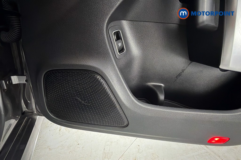 Mercedes-Benz CLA Amg Line Automatic Petrol Coupe - Stock Number (1655881) - 21st supplementary image