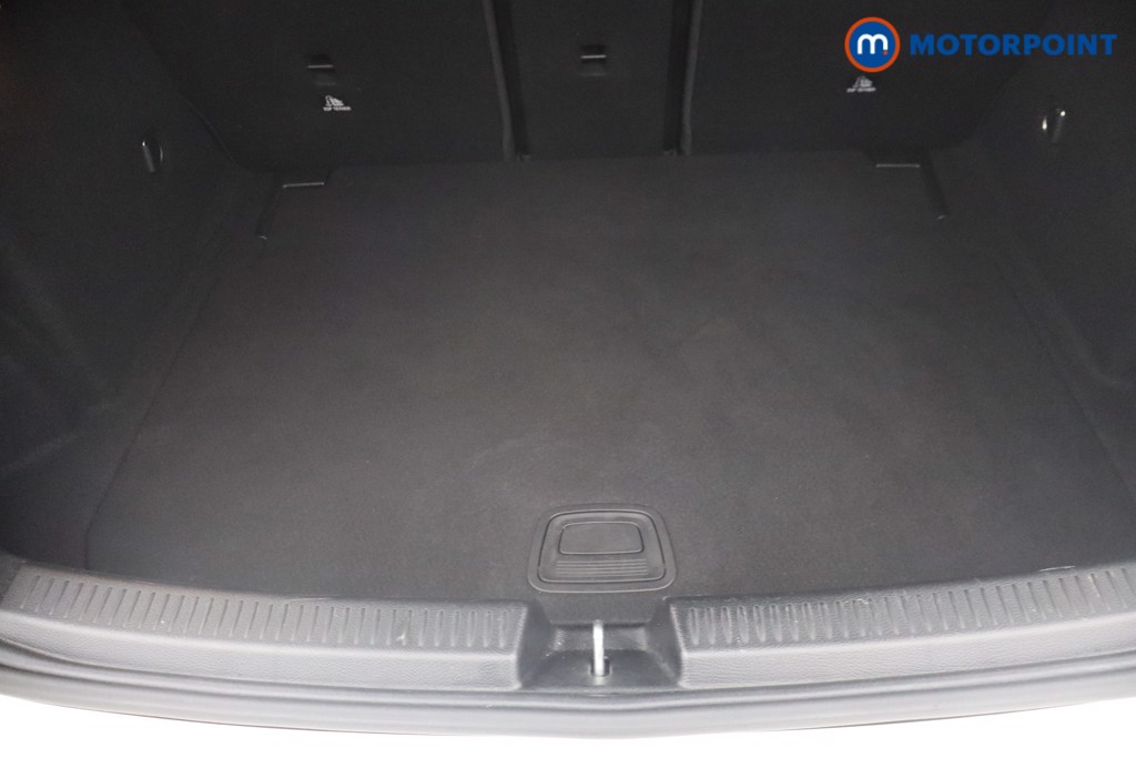 Mercedes-Benz A Class Amg Line Manual Petrol Hatchback - Stock Number (1655936) - 4th supplementary image