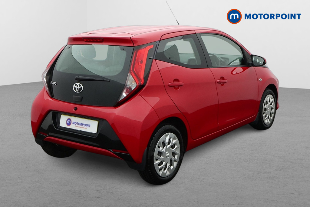 Toyota Aygo X-Play Automatic Petrol Hatchback - Stock Number (1656148) - Drivers side rear corner