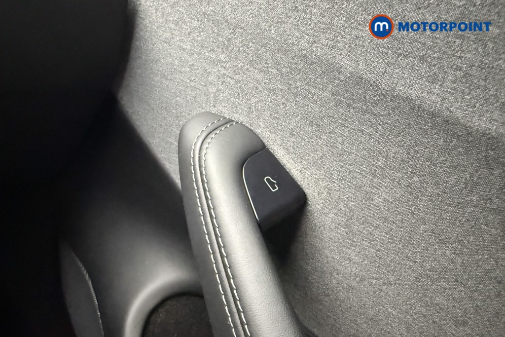 Tesla Model 3 Long Range Automatic Electric Saloon - Stock Number (1656155) - 16th supplementary image