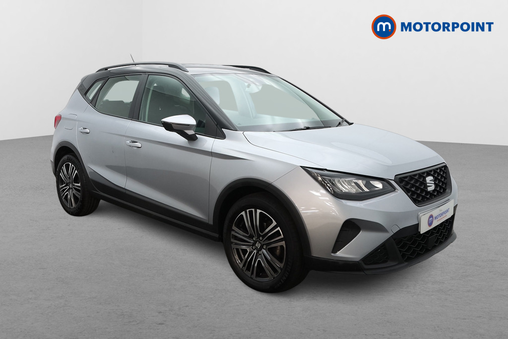SEAT Arona listing photo